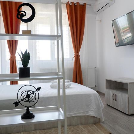 Center Apartment Palas Mall View ยาช ภายนอก รูปภาพ